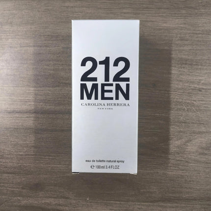 Carolina Herrera 212 Men 100ml Eau de Toilette Spray,Woody Floral Musk Fragrance ,Men's Perfume Gift Idea ,3.4 Fl. Oz