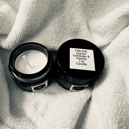 CBD 200 mg/ml Lavender & Vanilla Candle