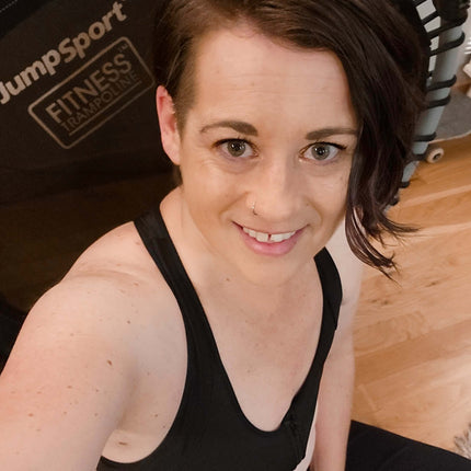 Hero Front‑Closure Sports Bra - Black