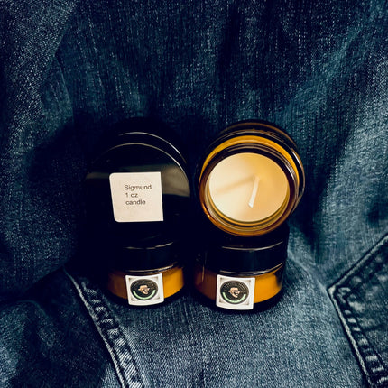 Sigmund Candle