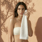 White / Hand Towels (set of 2)