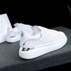 White / 40