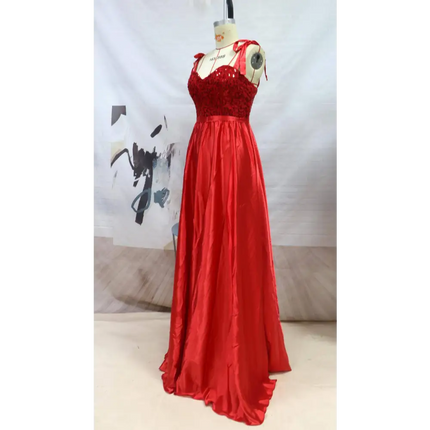 Red Beaded Satin Temperament Long Banquet Evening Dress